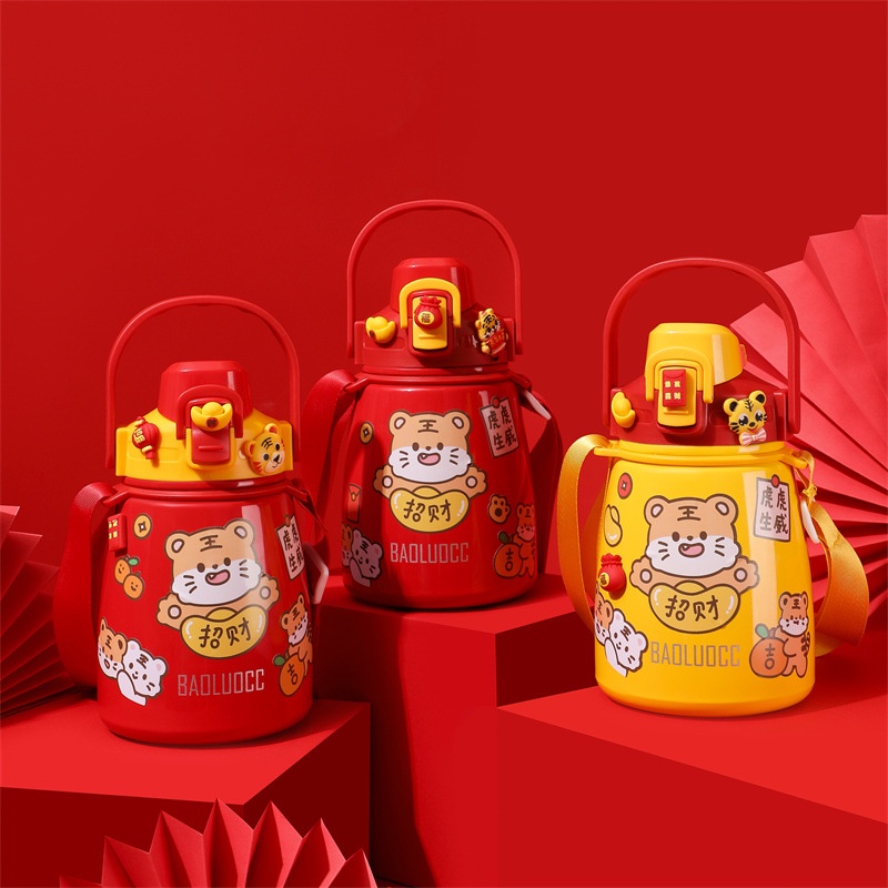 Bình giữ nhiệt có quai đeo và ống hút mẫu mới 2022 dung tích 850ml