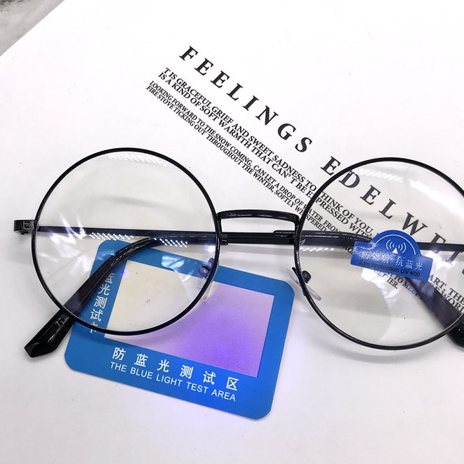 Dễ thương và chất lượng có thể thay thế Kính tròn chống bức xạ ánh sáng xanh Hàn Quốc phù hợp làm phụ kiện thời trang phụ kiện thời trang Đèn kiểm tra ánh sáng xanh miễn phí học sinh đeo kính phẳng nam