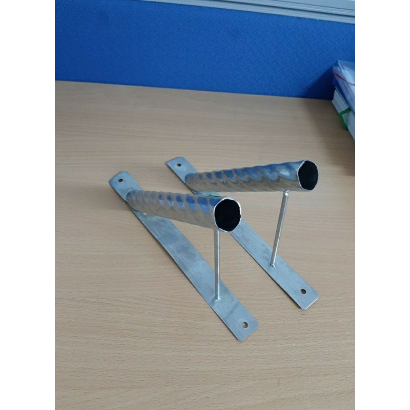 Giá đỡ cán cờ inox