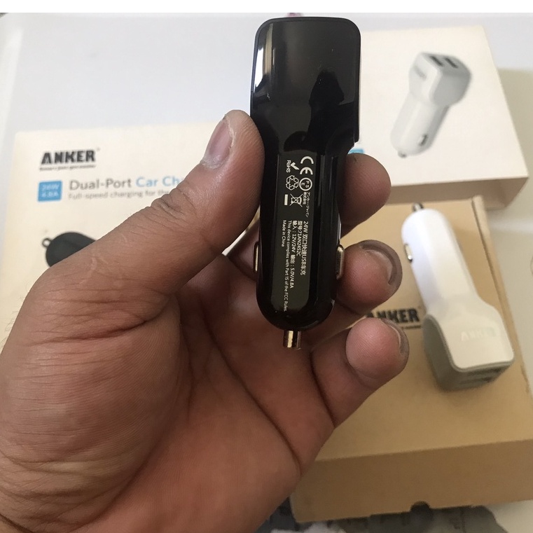 Tẩu sạc nhanh ô tô 24W Anker 2 cổng USB 71AN2452C