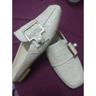 Giày sục da cá sần đính hạt ngọc da cao cấp