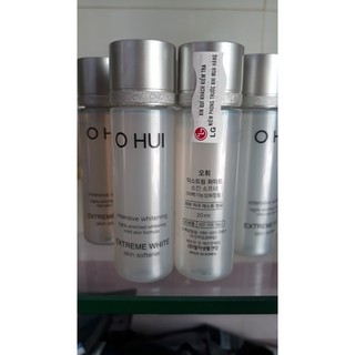 Nước hoa hồng Ohui Extreme White Skin Softener 20ml