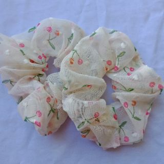 Cột tóc vải Scrunchies. ❤❤❤❤