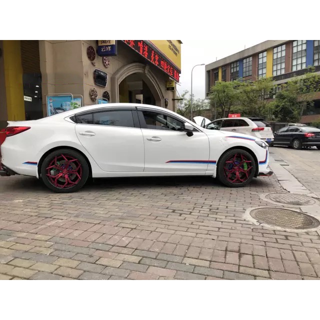 Tem xe ô tô thể thao TS041