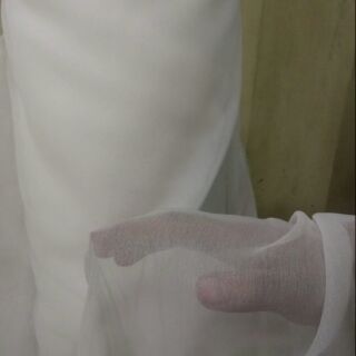 Voan trắng mỏng