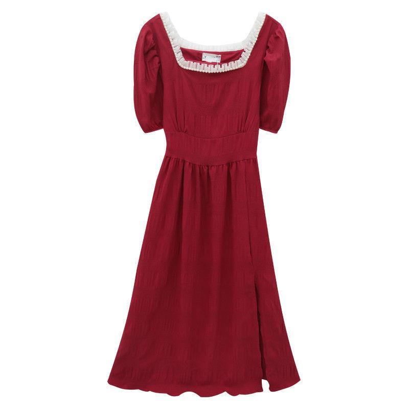Đầm dài dáng chữ a cổ vuông màu đỏ phong cách retro Pháp