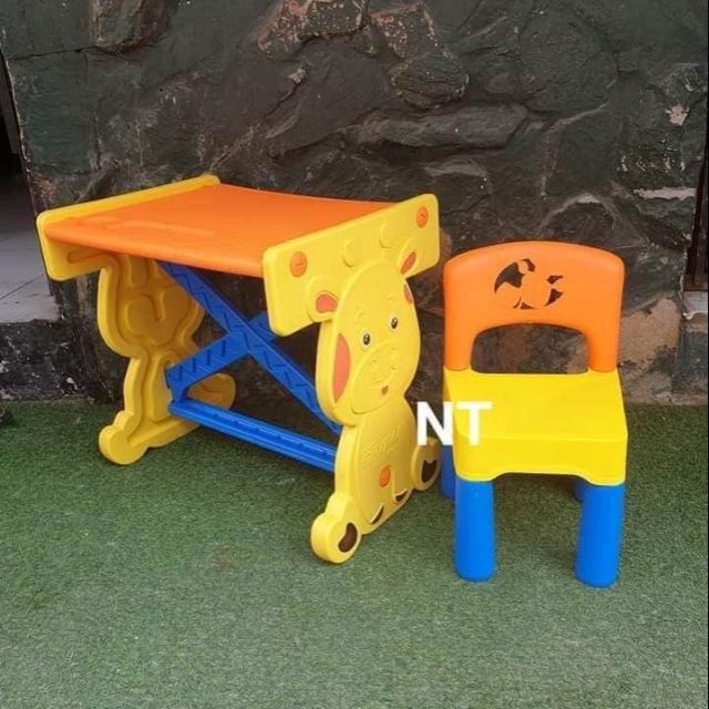 Bộ bàn ghế