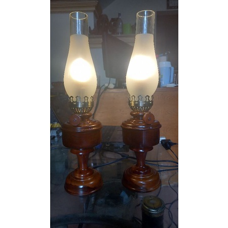 ĐÈN THỜ GỖ GỤ BÓNG SÁNG, MỜ BÓNG HOA KIỂU HOA KỲ