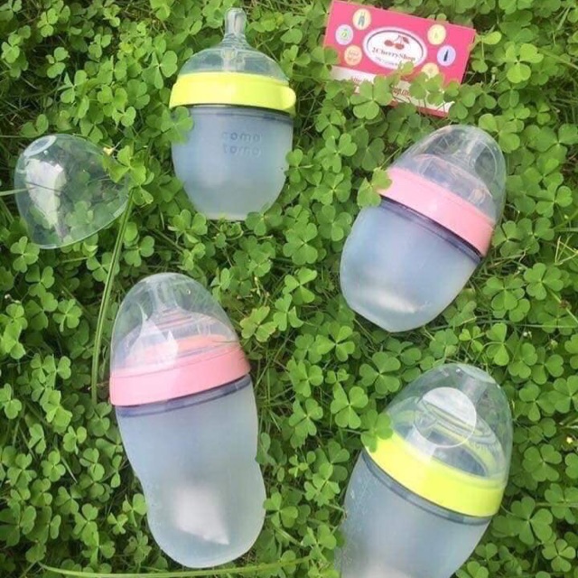 Bình sữa cho bé