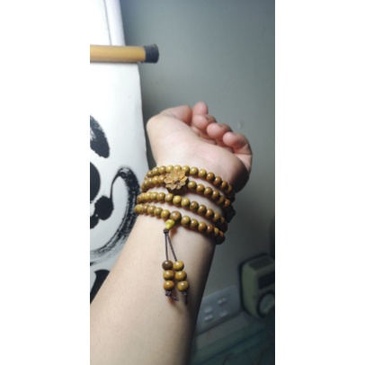 Vòng gỗ bách xanh mix sen