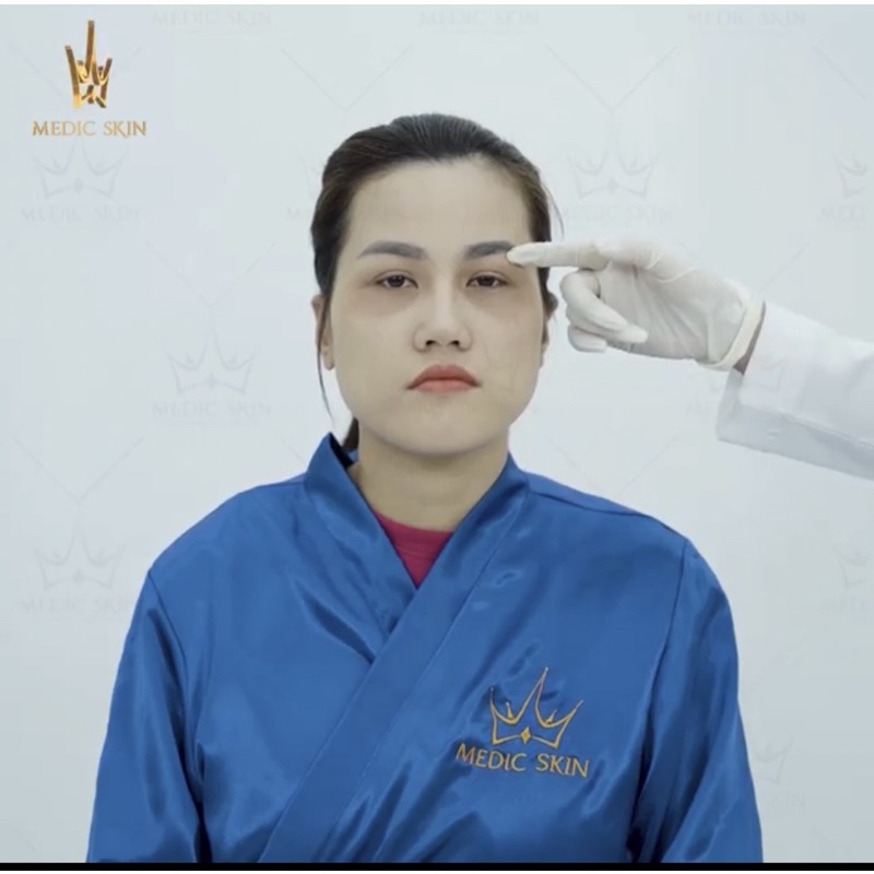 Áo choàng lụa makeup-salon-spa-studio màu xanh than