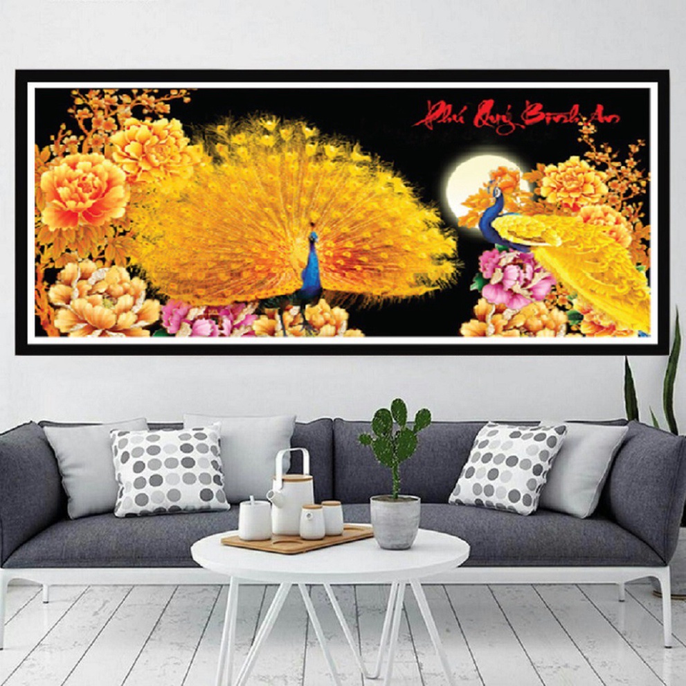 Tranh đính đá chim công phú quý bình an KT:106x50cm. Tranh gắn đá chưa gắn.