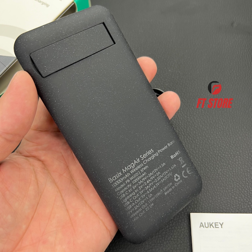 [GiAO HỎA TỐC] Pin dự phòng AUKEY Basix MagAir PB-WL02i 10000mAh, đế sạc không dây hít từ tính BH18TH