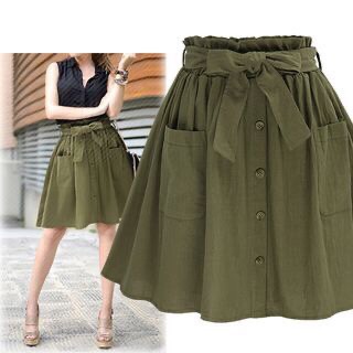 Chân váy Linen cúc gỗ