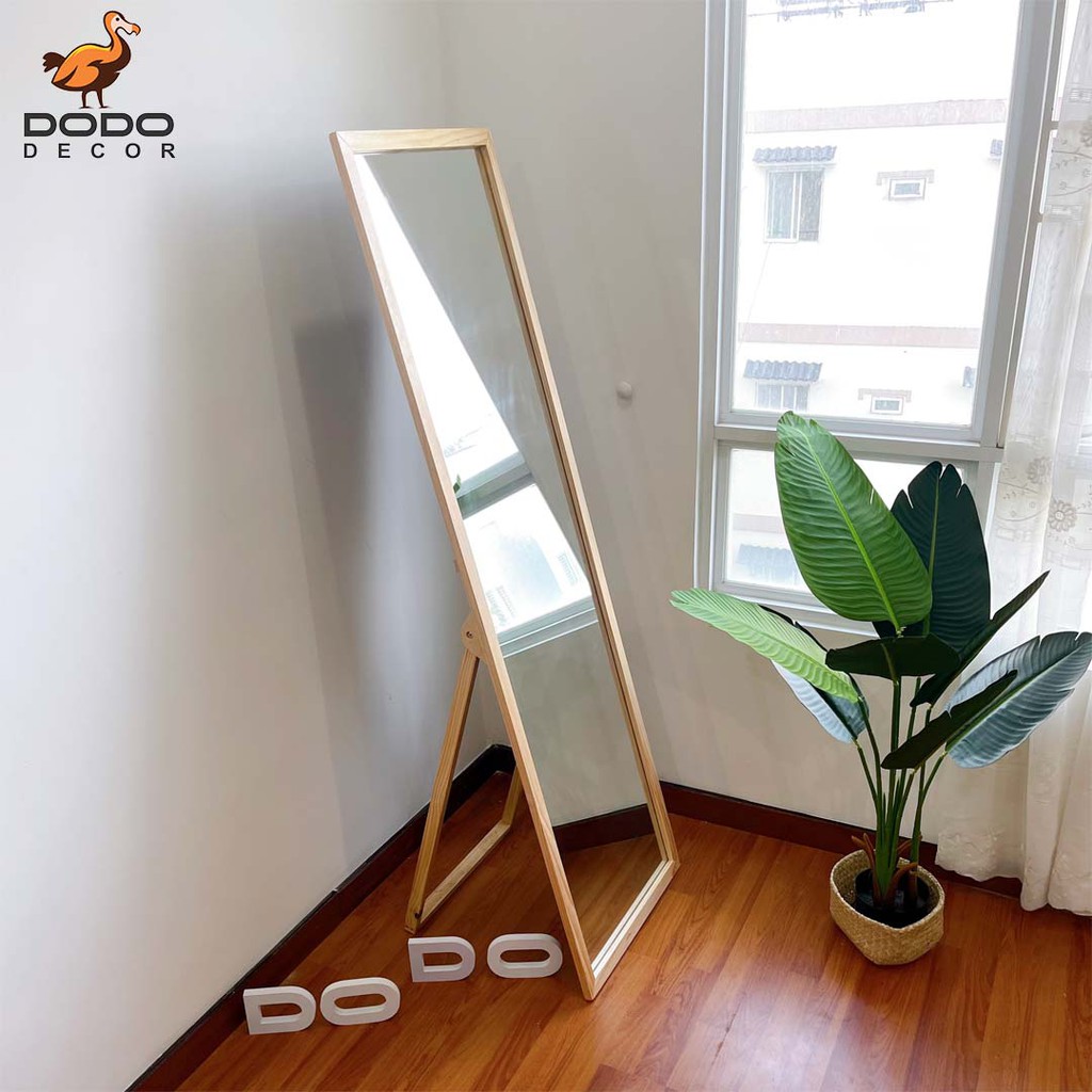 Gương Soi Toàn Thân Khung Gỗ Có Chân - Gương Đứng Gỗ Thông Tự Nhiên - Gương Thái Cao Cấp - DODO DECOR