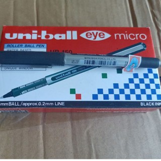1 cây bút ký tên Uni ball 150