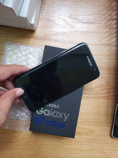 Điện thoại Samsung Galaxy S7 Edge 2sim ram 4G/32G mới FULLBOX | BigBuy360 - bigbuy360.vn