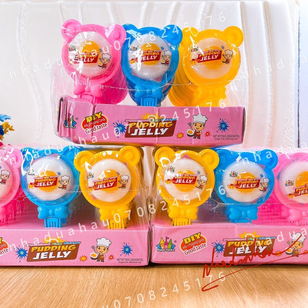 Một lốc gồm 30 cái thạch chảo pudding kem trứng kèm kẹo nổ xèo xèo vui vẻ cho bé Hongkong cái lớn 26gam