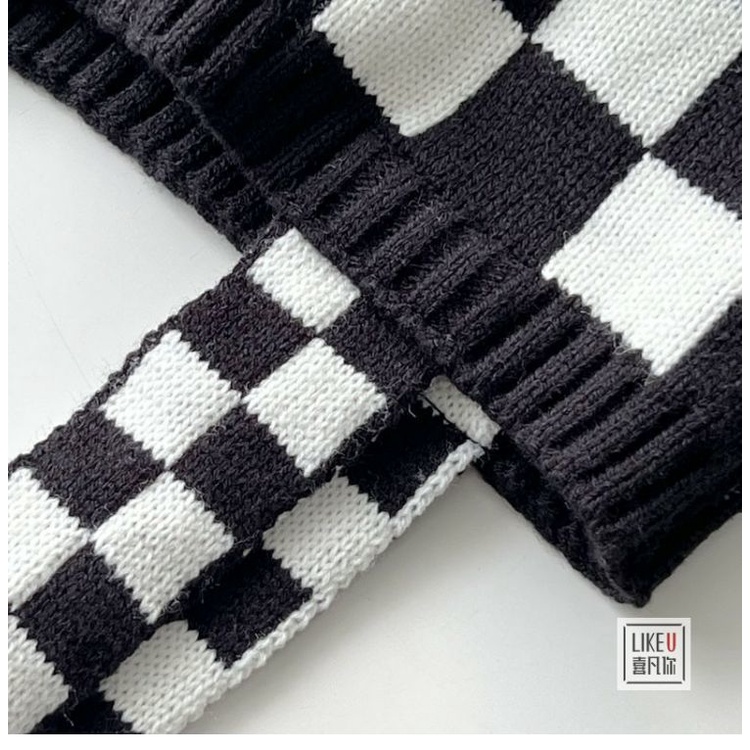 Túi Đeo Vai Vải Len Lông Xù Hình Vuông Màu Trắng Đen Phong Cách Hàn Quốc Thời Trang Thu Đông 2022