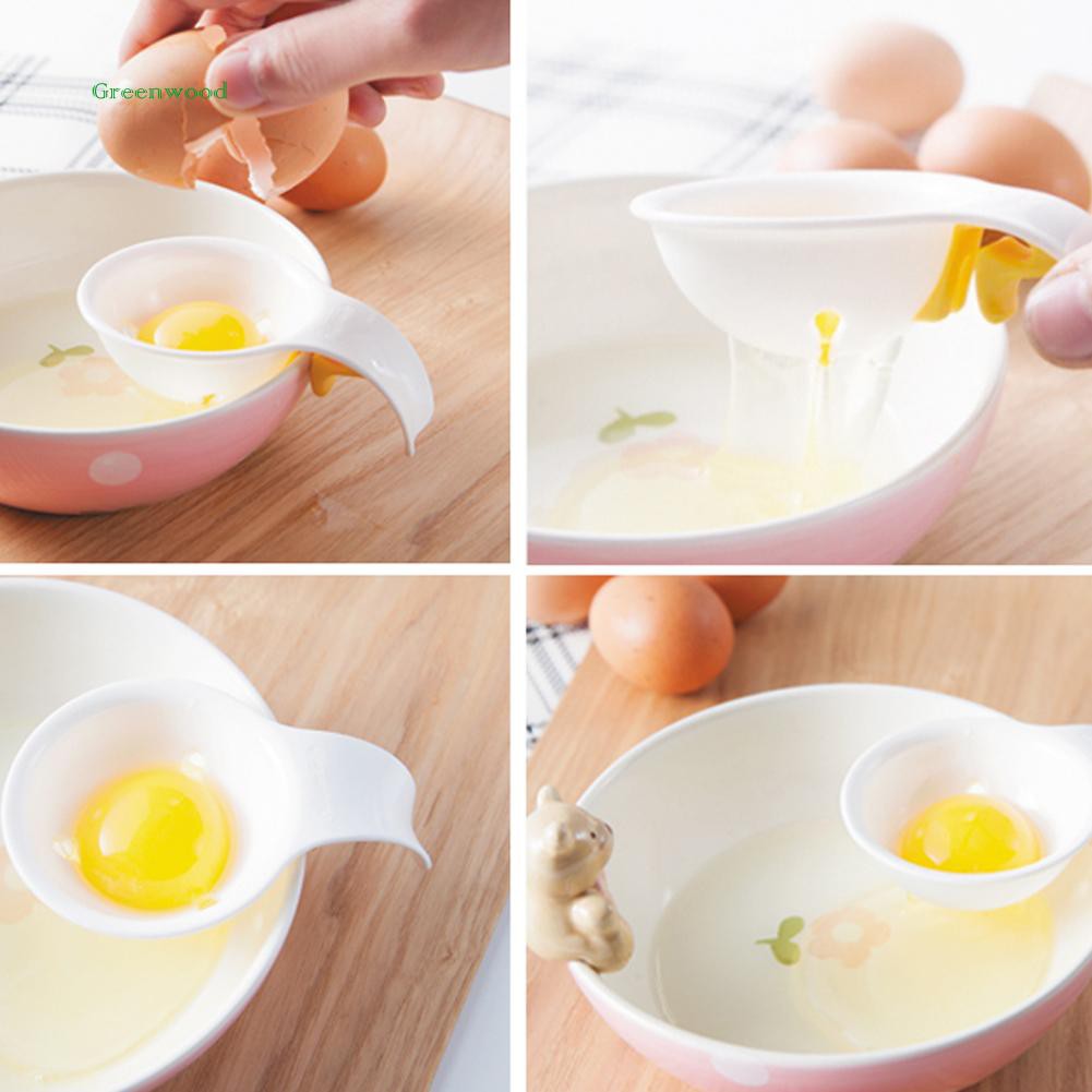Dụng cụ tách lòng đỏ trứng gà bằng nhựa tiện dụng