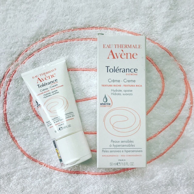 Kem dưỡng làm dịu, phục hồi cho da quá nhạy cảm và dị ứng Tolerance Cream Avene