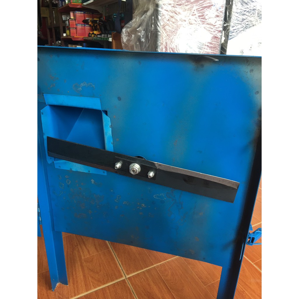 Máy thái chuối, máy băm cỏ đa năng 4 chân (tặng kèm lưỡi dao) Máy Băm Cỏ Voi Cho Trâu Bò, Máy Thái Chuối,Cắt Rau Bèo