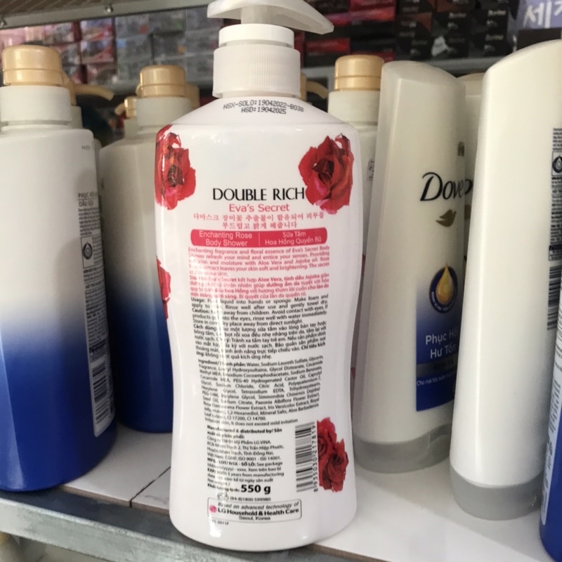 Sữa tắm Double Rich hương hoa hồng 550g