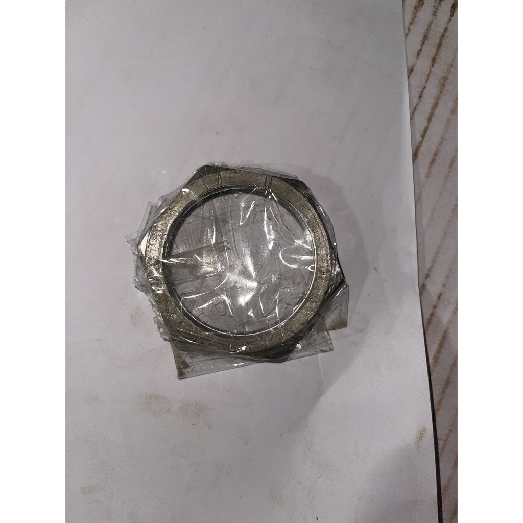 Sản phẩm gia đình làm: Ê cu tăm bép 212 trong 4,35 ngoài 4,6cm
