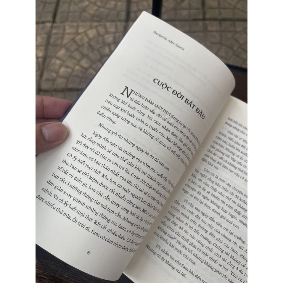 Sách - Logic Khó Lý Giải Của Đời Tôi - Benjamin Alire Sáenz – Bách Việt - Bình Book