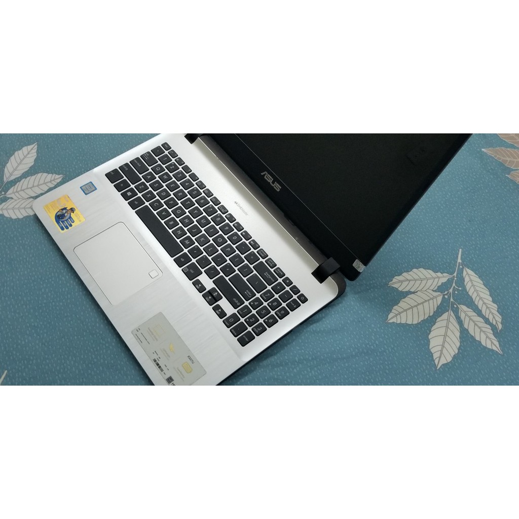 Laptop  ASUS X507UA MÀU VÀNG SANG TRỌNG