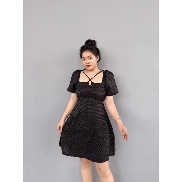 ĐẦM VOAN CỔ VUÔNG ROSE BIGSIZE