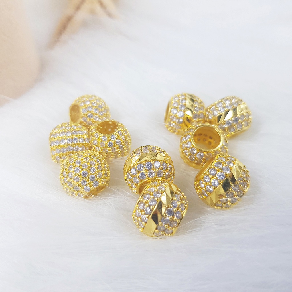 Mặt Dây Chuyền Nữ Dạng Charm Màu Vàng Nhiều Đá Sang Trọng Cao Cấp |BERRY JEWELRY