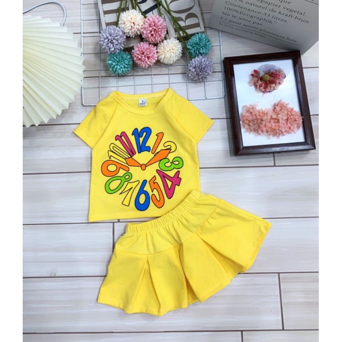 Bộ Bé Gái Áo Cộc Tay Chân Váy Kèm Chíp Cotton 4 Chiều 10-24kg XK