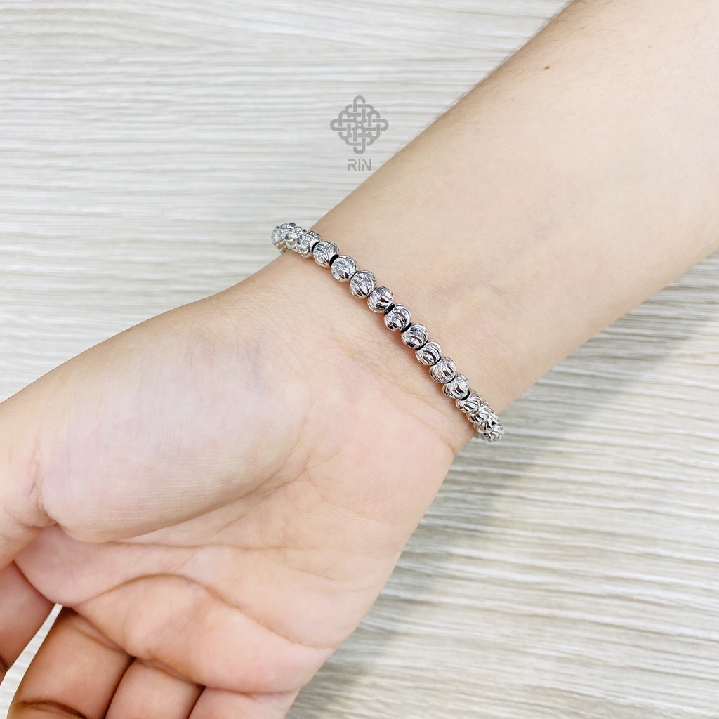 Lắc tay bi titan không gỉ, Vòng tay hạt bi titan trắng bạch kim kiểu dáng thanh lịch, trangsucmoiluatuoi.RIN