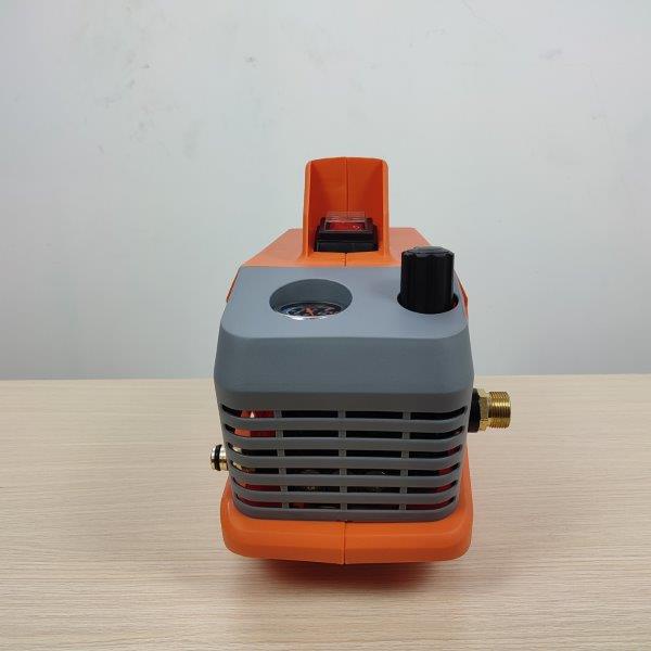 Máy rửa xe SUMO TW-3200, Công suất 3200W, Có chỉnh áp, Motor đồng, Bảo hành 12 tháng