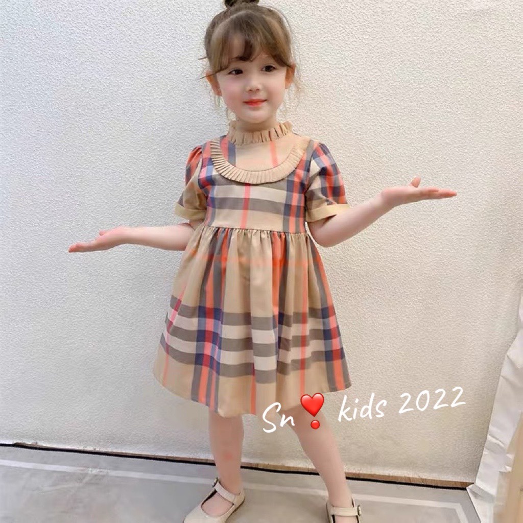 Váy xòe bé gái, váy kẻ bèo cổ và ngực sang xịn mịn cho bé