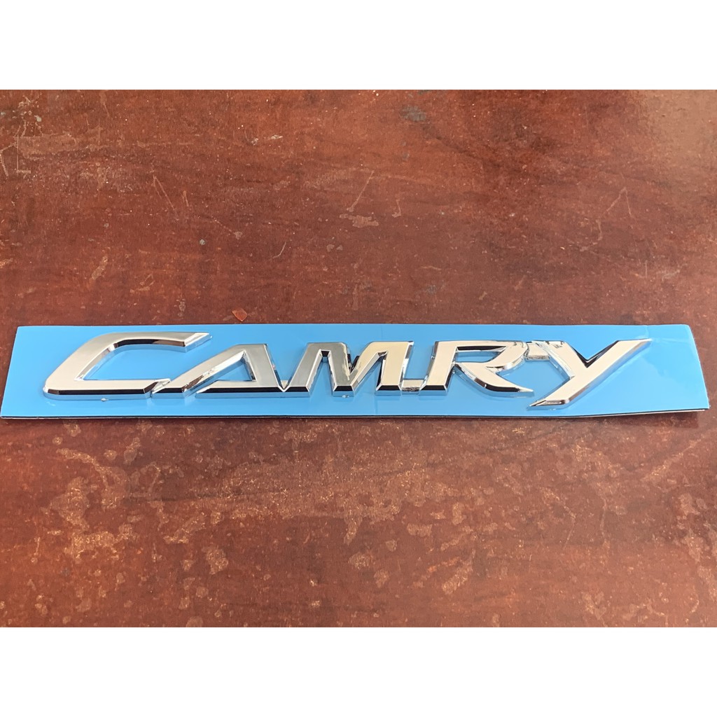 Tem Logo Chữ Nổi CAMRY Kích Thước 17 x 1.6 cm