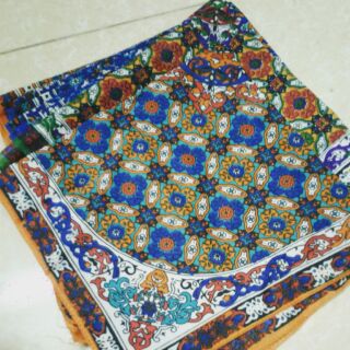 Khăn vuông thổ Cẩm