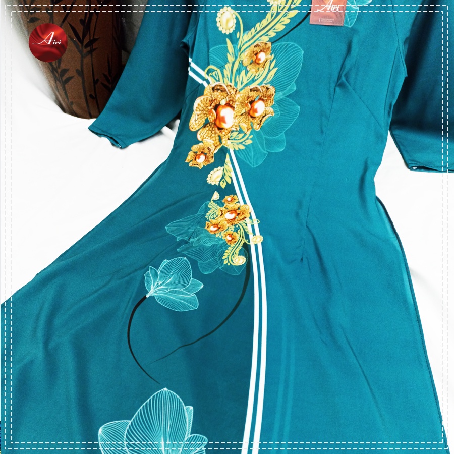 Áo dài nữ hoa nhỏ nền xanh chất vài lụa nhật cao cấp - Áo dài Airi
