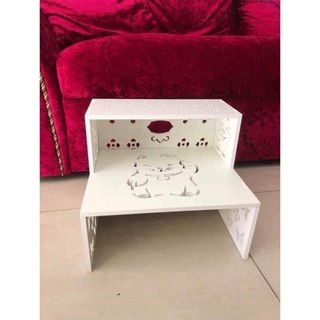 Kệ để chân làm móng nail