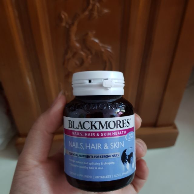 Dưỡng tóc , móng và da