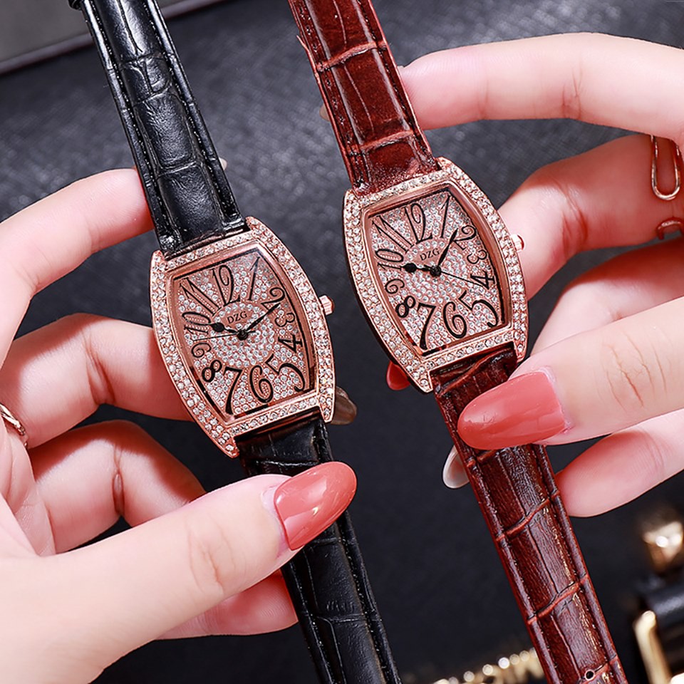 [Mã FAMAYFA2 giảm 10K đơn 50K] ĐỒNG HỒ NỮ DÂY DA DZG LUCAS MẶT ĐÍNH ĐÁ SANG CHẢNH HOT TREND | BigBuy360 - bigbuy360.vn