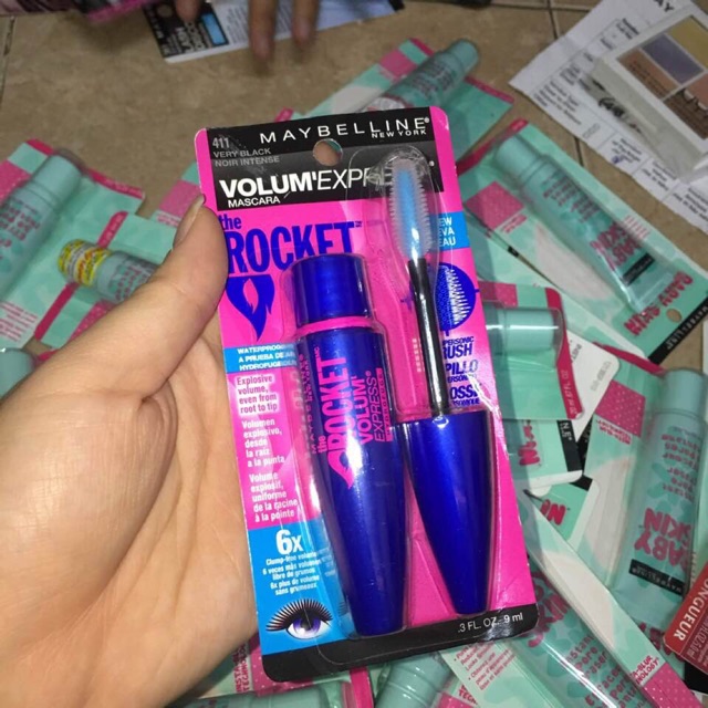 MASCARA MAYBELLINE THE ROCKET VOLUM’EXPRESS WATERPROOF.