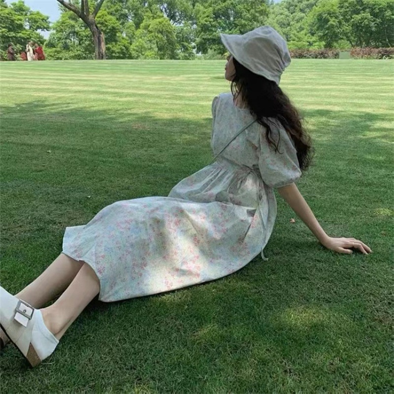 Đầm nữ IELGY tay phồng họa tiết hoa phong cách retro hợp thời trang