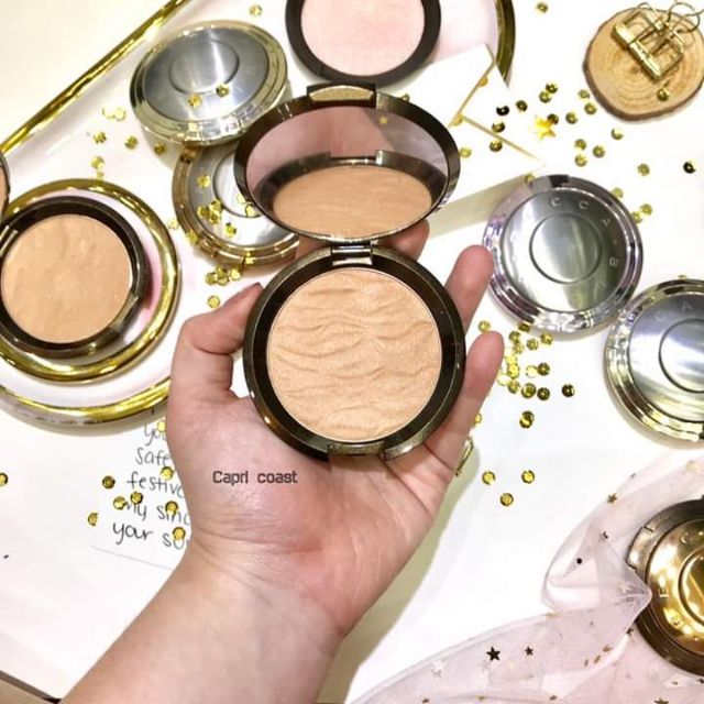 Tạo Khối Bronzer Becca