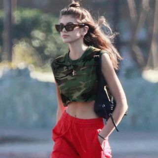 Áo croptop rằn ri