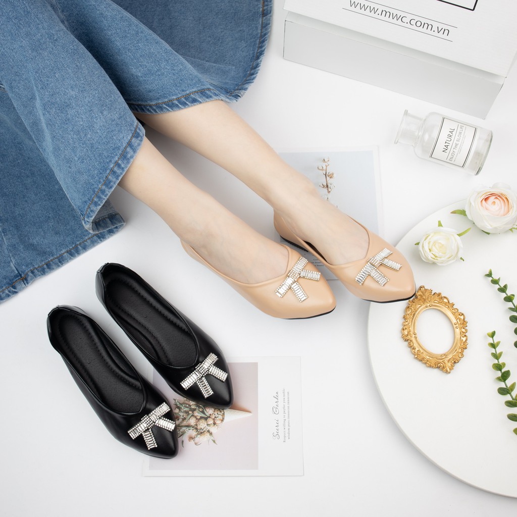Giày búp bê mũi nhọn gắn nơ MWC NUBB- 2199