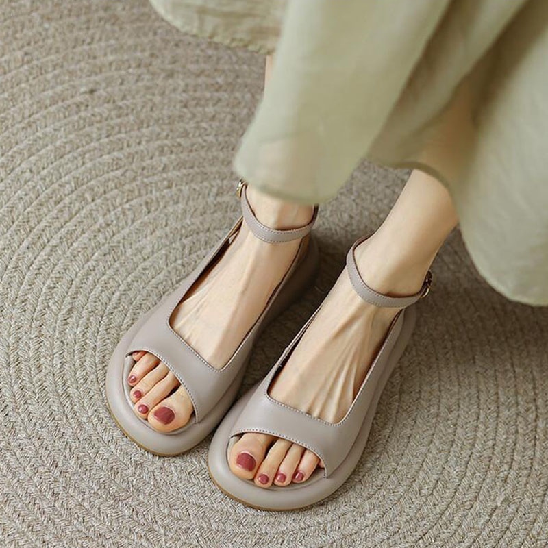 Giày sandal IELGY đế mềm đơn giản dễ phối đồ thời trang dành cho nữ