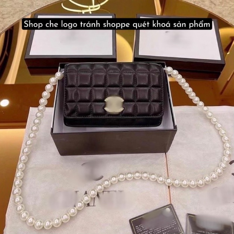 Túi Đeo Chéo Trần Ô Vuông Dây Ngọc Logo Đính Hạt (Giá Sỉ)