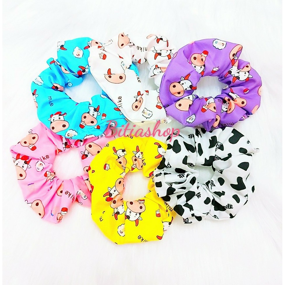 CỘT TÓC SCRUNCHIES HÌNH BÒ SỮA DỄ THƯƠNG